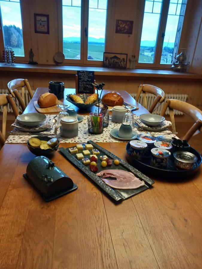Romont Les Abeilles Bed & Breakfast エクステリア 写真