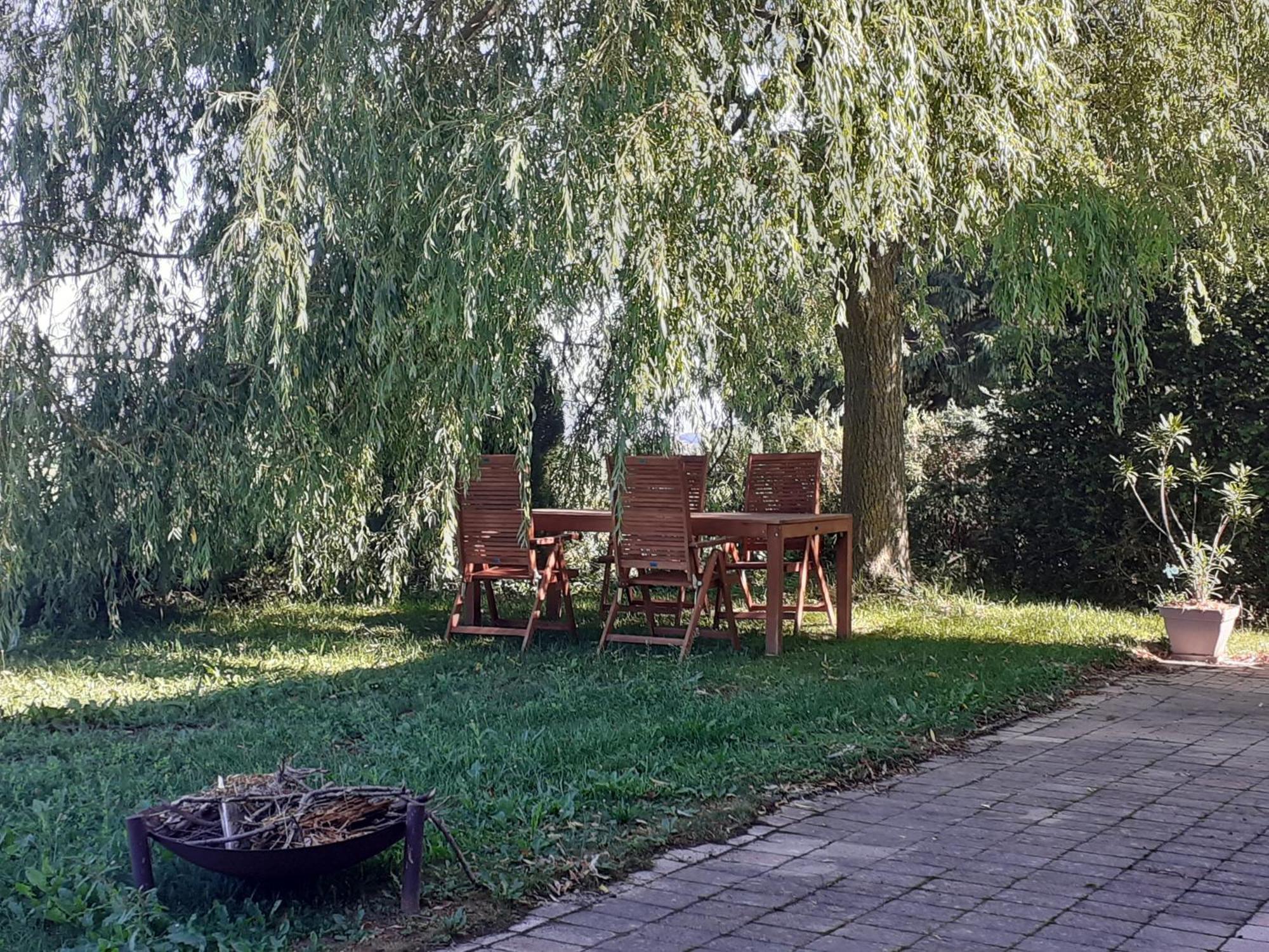 Romont Les Abeilles Bed & Breakfast エクステリア 写真